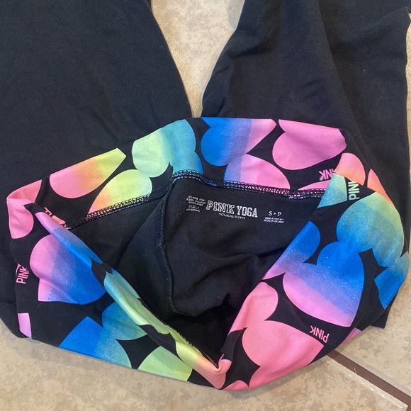 PINK Victoria’s Secret yoga gold over crop Capri with sequins small - Picture 4 of 4